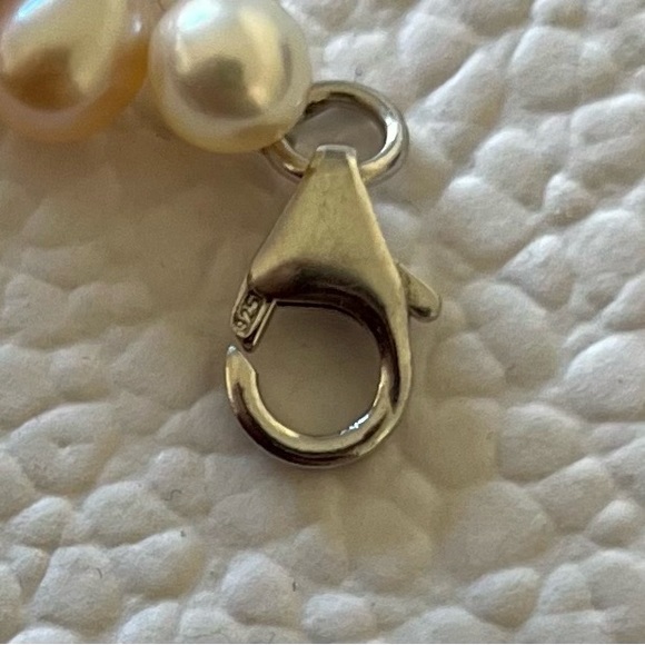 Freshwater Pearl Bracelet - Picture 4 of 4